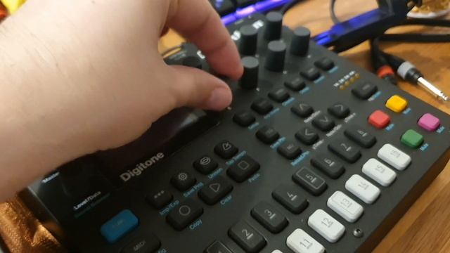 Elektron Digitakt - распаковка и первые впечатления! смотреть онлайн