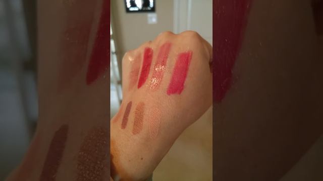 Glossy, Bougainvillea and Sand LipSense Glosses смотреть онлайн