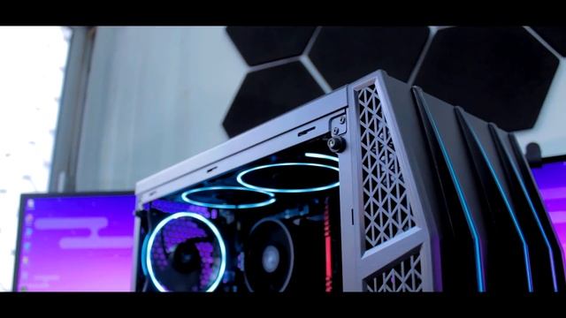 A Unique PC Case : AeroCool KLAW смотреть онлайн