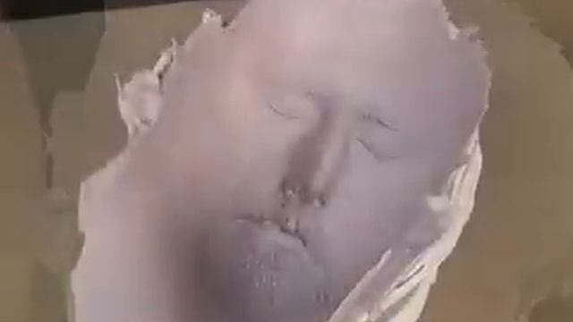 Lifecasting Tutorial: How to Make a Mold of Your Face with Alginate смотреть онлайн