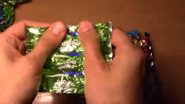 ASMR конфетные фантики смотреть онлайн