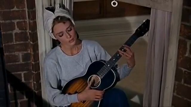 Одри Хепберн "Лунная река" смотреть онлайн