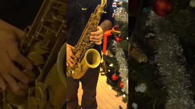 HAKAN Sax - Selmer S80 C* 膠嘴改造成爵士音色 смотреть онлайн