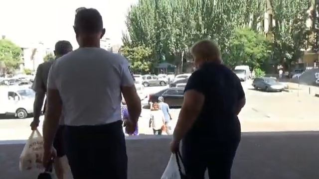 Армянский фруктовый базар смотреть онлайн