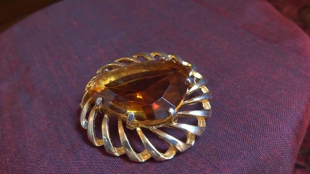 Удачные находки. Винтажная бижутерия. Украшения с маркировкой. смотреть онлайн