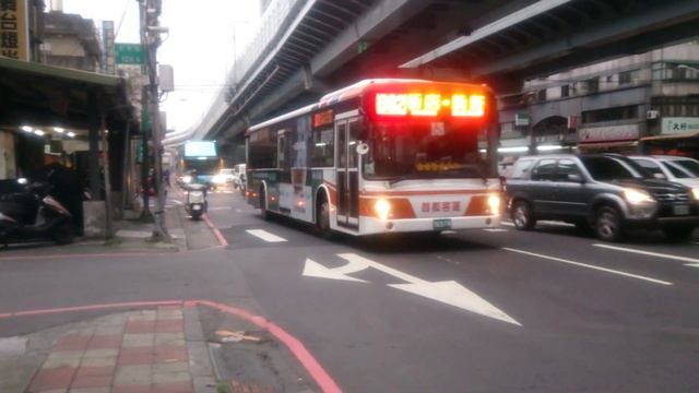 （首都客運） 982 路線 969-FN 景平景得街口 攝 смотреть онлайн