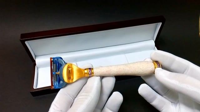 Подарочный Ювелирный станок для бритья из белого гранита смотреть онлайн