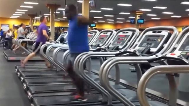 Вокруг тебя весь мир кружит) смотреть онлайн