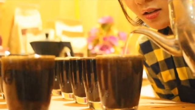 Cupping Coffee - Tâm Cà Coffee (Cà Nắng) смотреть онлайн