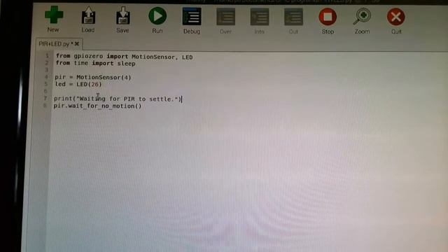 Raspberry Pi: Using PIR motion sensor and LED with Python смотреть онлайн