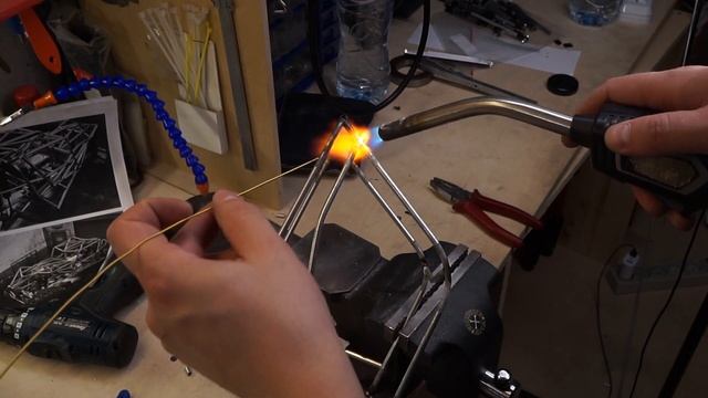 Как построить радиоуправляемую модель (Рок-боунсер) смотреть онлайн