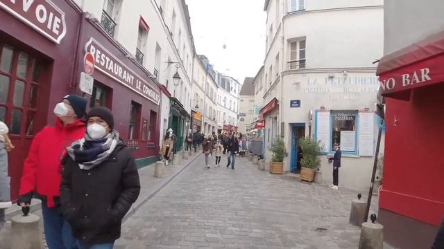 France, Paris, street walk Moulin Rouge, Place du Tertre, Sacré-Cœur. #Paris #France #travel смотреть онлайн