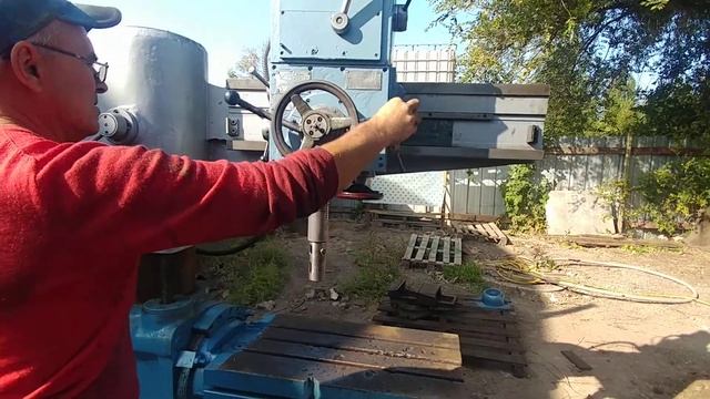 2Л53 радиально сверлильный станок продам 0632843425