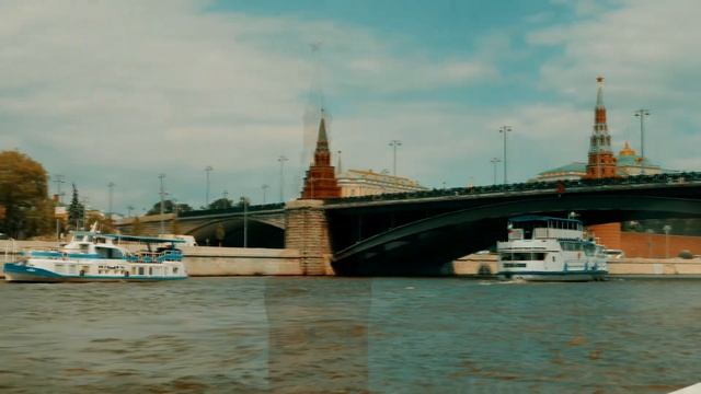 Поездка в Москву и экскурсия на катере смотреть онлайн