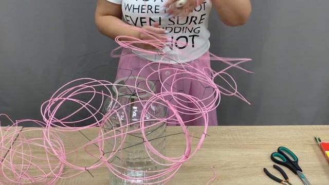 Работа с ротангом. Декоративной каркас для букета смотреть онлайн