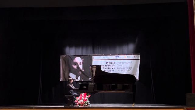R. Schumann - Papillons op.2 (performs Daria Bocharova) смотреть онлайн
