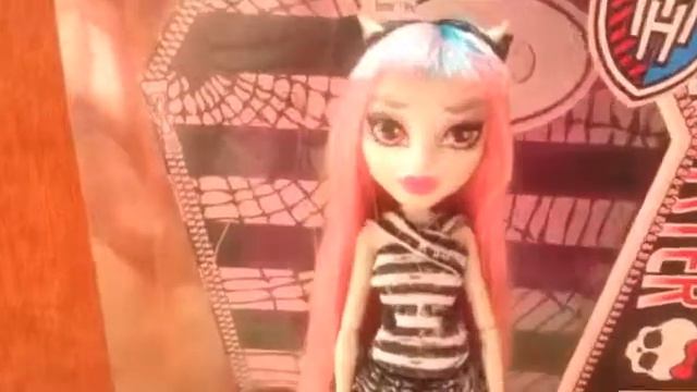 Обзор на куклу монстер хай Rochelle Goyle Рошель Гойл Monster high смотреть онлайн