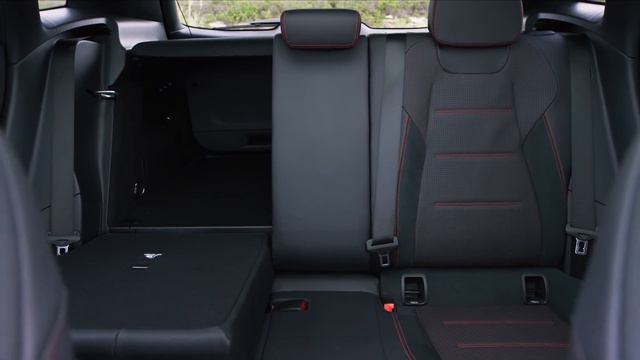 2020 Mercedes GLA - interior Exterior and Drive ? смотреть онлайн