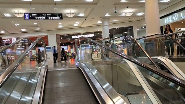 City Center Deira mall Dubai смотреть онлайн