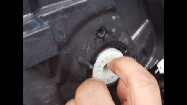 Mazda CX-9 Window Motor Replacement