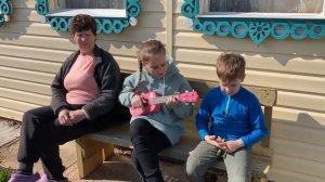 О.Митяев «Изгиб гитары желтой» (укулеле)