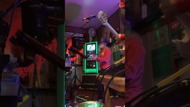 Fire by Jimi Hendrix performed by Groovy Judy live at The Florence смотреть онлайн