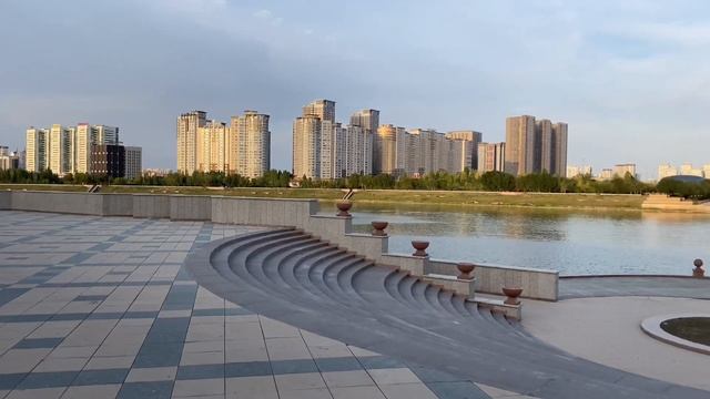 Набережная Астаны вокруг АкОрды /Пирамида Астана / Президентский Парк Астана смотреть онлайн