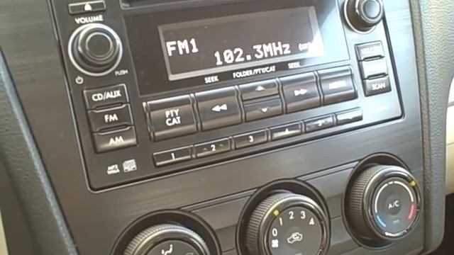 "Mix 102" 102.3 FM NYC-area pirate radio station смотреть онлайн