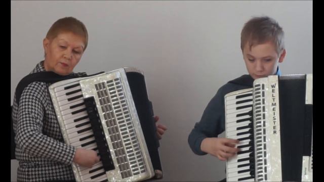 А. Новиков "Смуглянка" смотреть онлайн