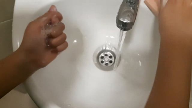 Как правильно мыть руки смотреть онлайн