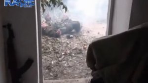 Чувак взорвал мощную петарду в руке