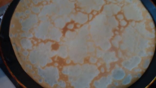 Pancakes with cheese and sausages, Блины с сыром и сосисками))) Funy))) смотреть онлайн