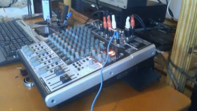 Εκπομπη απο το Radio Melody με παλια λαικα смотреть онлайн