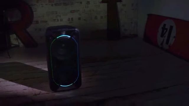 Sony GTK XB90 Portable Bluetooth Speaker with Mic Input смотреть онлайн