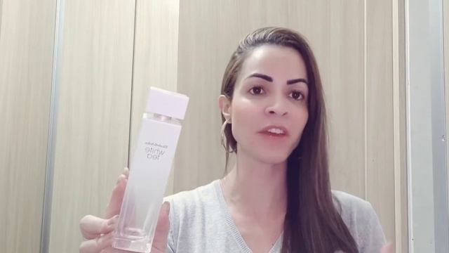 White Tea - Elizabeth Arden смотреть онлайн