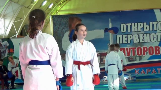 Бой 03. Карате WKF. Финал, опять у девчонок смотреть онлайн