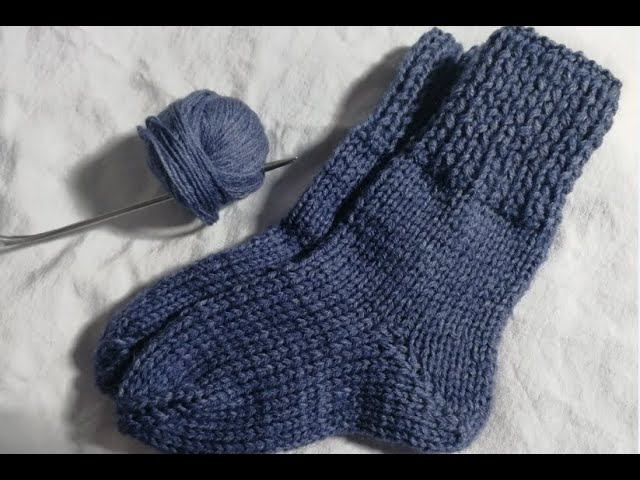 Простые детские носки на двух спицах Быстро и легко! смотреть онлайн