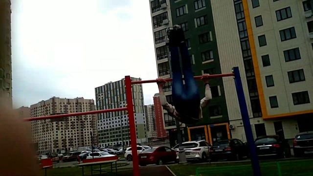 50 подъёмов переворотом , за минимальное время смотреть онлайн