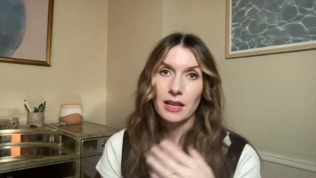 Therapist Reacts To: Motion Sickness by Phoebe Bridgers! смотреть онлайн