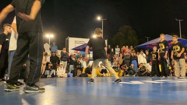 On Top Breakers vs Xmakers | Battle School / Киев 2021 смотреть онлайн