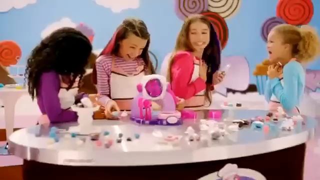 COOL BAKER 86110 Игрушка фабрика шоколадных конфет в коробке от магазина ДЕТКИ смотреть онлайн