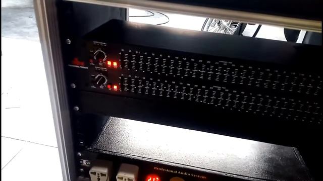 CEK SOUND PAKET SUBWOOFER RUMAHAN SERASA ROOM KARAOKE смотреть онлайн