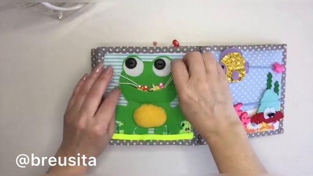 Развивающая книжка из фетра и ткани для детей от 1 - 2 лет. Видеообзор. фетровая книга. моторика смотреть онлайн