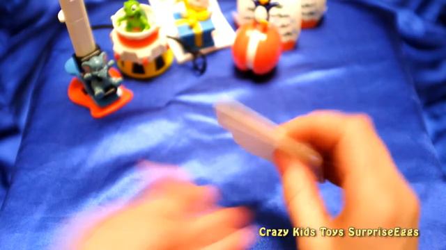 Kinder Surprise Eggs Maxi Unpacking Parts 5 - Note Stickers смотреть онлайн