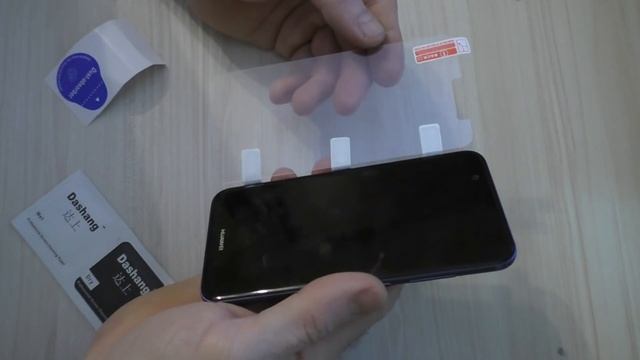 КАК НАКЛЕИТЬ ЗАЩИТНОЕ СТЕКЛО НА ЭКРАН СМАРТФОНА смотреть онлайн