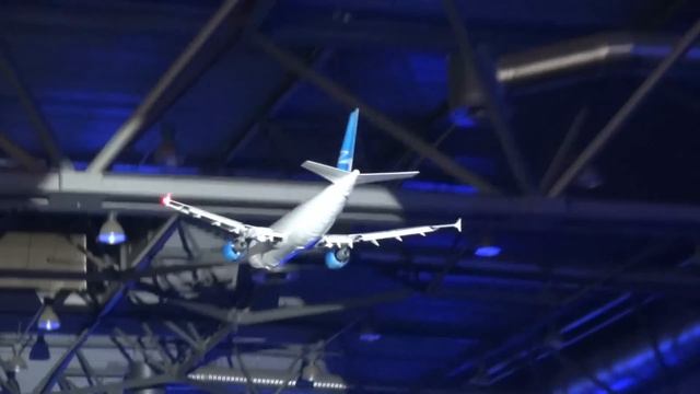 Airbus A310 by MM - indoor airshow Leipzig [HD] смотреть онлайн
