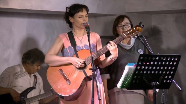 Можно, я буду рядом смотреть онлайн