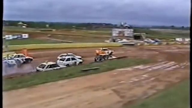 Команда ТоргМаш на кубке Президента РТ по автокроссу. 1998. Казань смотреть онлайн