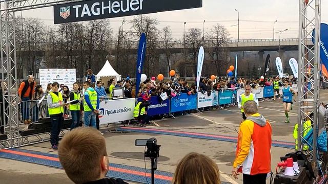 Первый забег: Финиш. От Зырянова до 19:10 смотреть онлайн