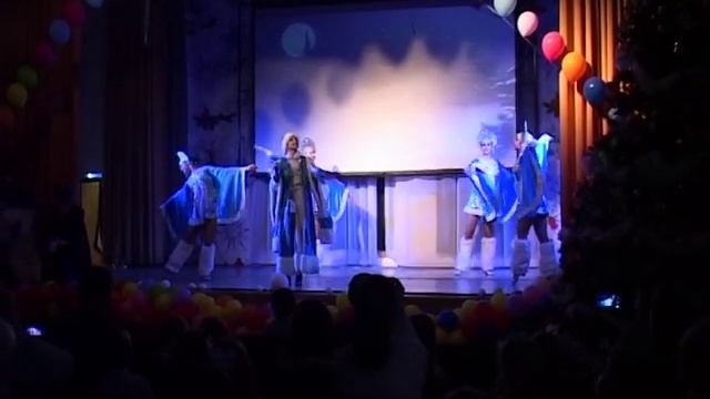 Местный праздник Новогодняя сказка в Чертаново Центральное часть вторая смотреть онлайн